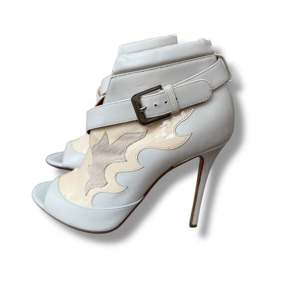 Laurence Dacada Peep Toe Buckle White Leather Ankle Boot $760 sz 37EU, US 6,5-7 - Picture 3 of 12